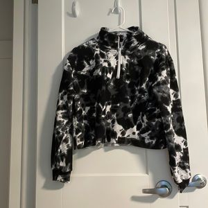 Collared Long Sleeve Crop Top